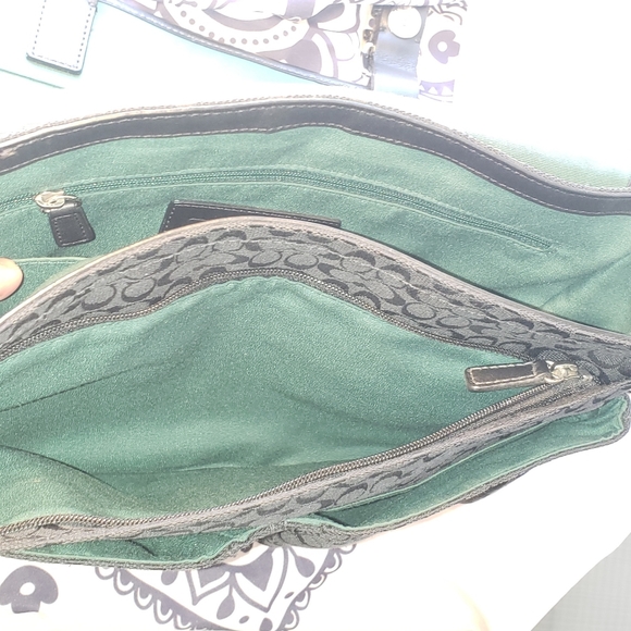 Coach Messenger Purse - Picture 5 of 11